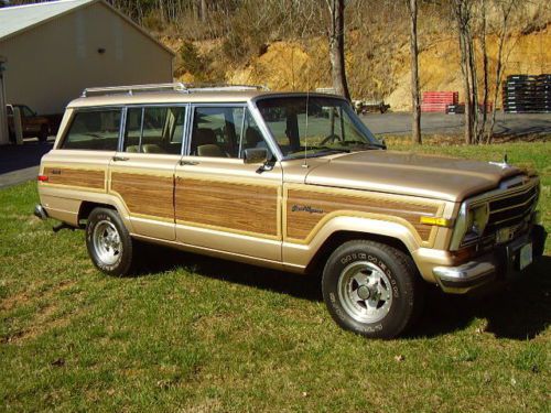 Jeep grand wagoneer 1990 low mileage