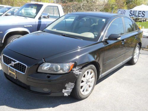 2006 volvo s40 t5 sedan 4-door 2.5l