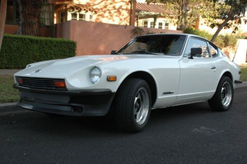 Awesome  280z  280 z rust free jdm classic low mile collector excellent trade ?
