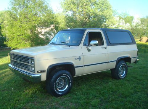 Grandpaws 1984 chevrolet custom deluxe 4x4 k5 blazer project-clean/hard to find