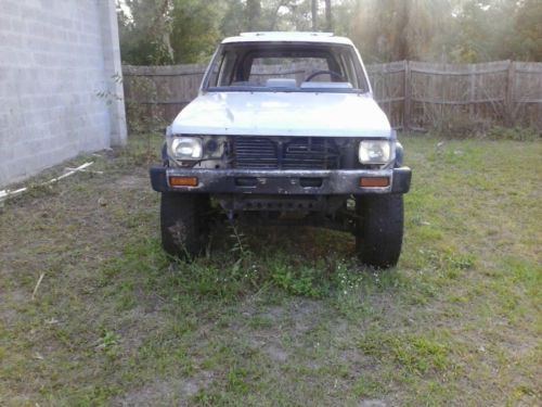 1986 toyota 4runner sr5 sport utility 2-door 2.4l