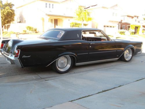 Lincoln Continental Mark 3 black. 2 door coupe. 460 cu. inch engine v-8., image 2
