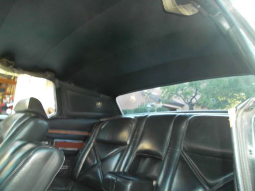 Lincoln Continental Mark 3 black. 2 door coupe. 460 cu. inch engine v-8., image 6