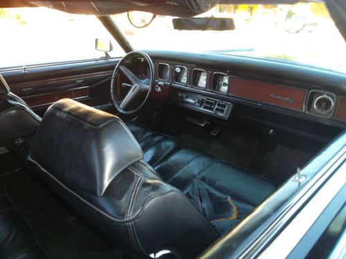 Lincoln Continental Mark 3 black. 2 door coupe. 460 cu. inch engine v-8., image 9