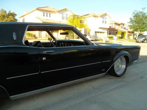 Lincoln Continental Mark 3 black. 2 door coupe. 460 cu. inch engine v-8., image 14
