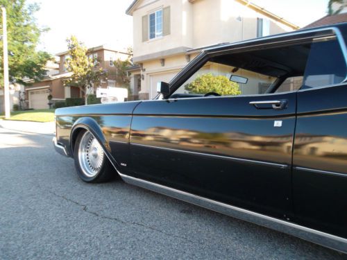 Lincoln Continental Mark 3 black. 2 door coupe. 460 cu. inch engine v-8., image 15