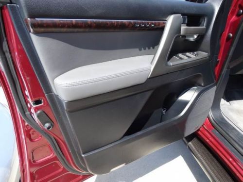 One owner..4 Wheel Drive..Rear Entertainment..Keyless Entry/Start.., US $44,992.00, image 15