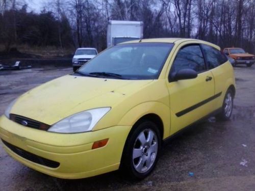 2001 ford focus zx3 good