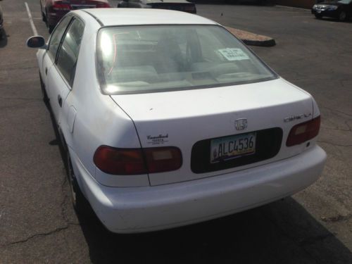 1993 Honda Civic Sedan, Automatic, Needs Brake Work, NO RESERVE, image 2