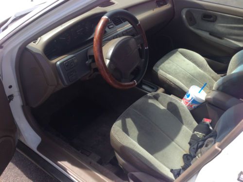 1993 Honda Civic Sedan, Automatic, Needs Brake Work, NO RESERVE, image 6
