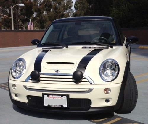 2005 mini cooper s in excellent condition