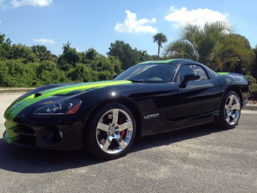 10 dodge viper srt-10 coupe 6k miles 1 owner like new 600hp *we trade &amp; finance*