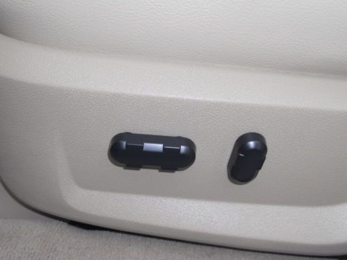 LEATHER SEATS MOONROOF LOCAL TRADE WARRANTY SMOKE FREE WE SOLD NEW & SERVICED, US $8,990.00, image 22