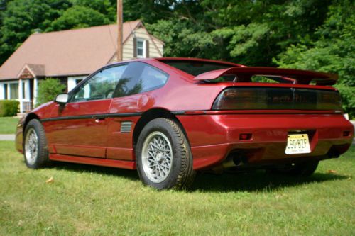 1987 pontiac fiero gt coupe 2-door 2.8l