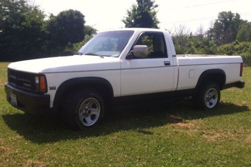 1989 dodge dakota base standard cab pickup 2-door 3.9l no reserve