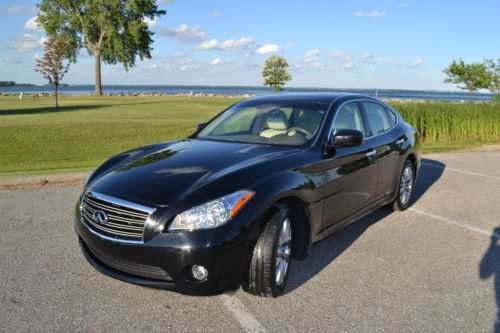 2012 infiniti  m37 premium package  3.7 l v6  navi/moonroof/ rebuilt no reserve