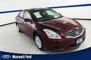 11 altima 2.5s sedan, 2.5l 4 cylinder, auto, cloth, pwr equip, clean, we finance