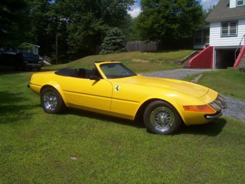 1975 to 1980  daytona spyder kit car same car as in miami vice but yellow