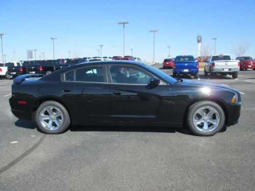 2014 dodge charger se