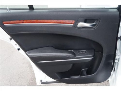2013 Chrysler 300 Base, US $20,854.00, image 4