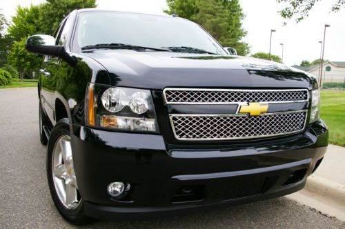 2013 chevrolet tahoe lt, 4wd, leather, sunroof, dvd, camera, 9600 mile, warranty
