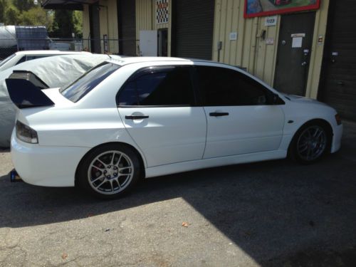 Mitsubishi evolution ix rs wicked white evo9