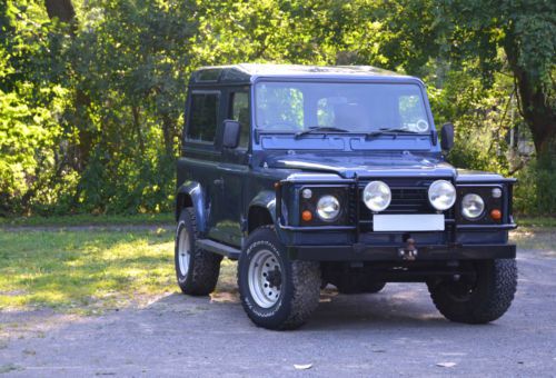 Land rover defender 90 petrol v8 recent refresh and update! well looked after!
