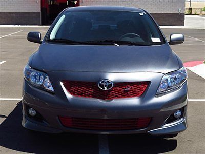 Toyota corolla s low miles 4 dr sedan gasoline 1.8l 4 cyl magnetic gray metallic