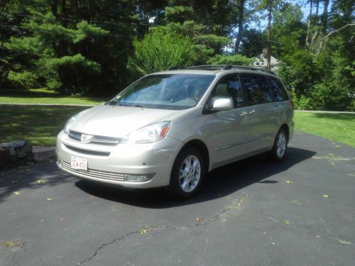 2004 toyota sienna xle limited minivan (fully loaded) - $10850 (sudbury, ma)