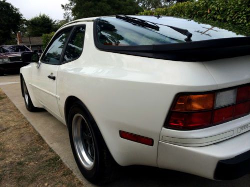 1984 porsche 944 5 speed non turbo 2.5