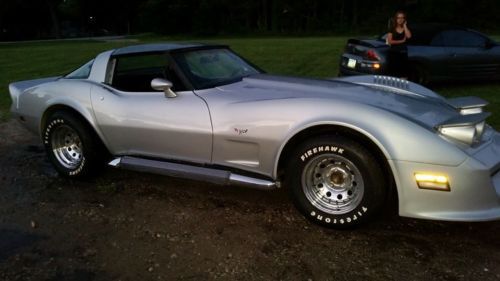 Custom 1979 corvette