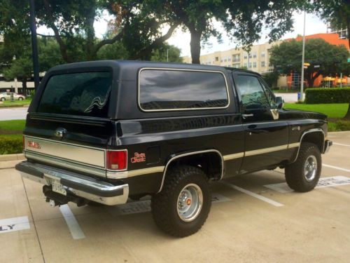 1985 gmc k1500 jimmy 4x4 sport. 1 family owned