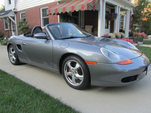 Excellent condition, silver/gray, clean, 2door convertable, fast