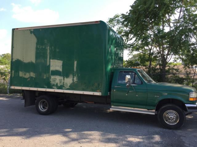 Ford f-250 custom extended cab pickup 2-door