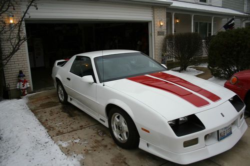 1992 chevrolet camaro z28 heritage edition coupe 2-door 5.7l