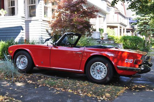 Triumph tr6 british roadster convertible