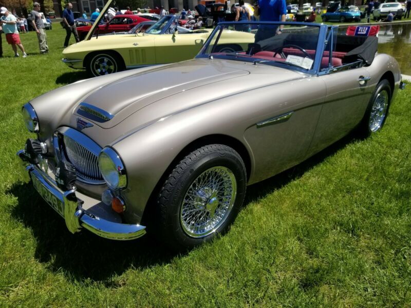 1967 austin healey 3000 leather