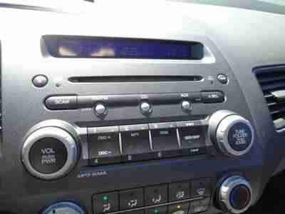 36 MPG + NAVIGATION + CLEAN CARFAX + LOW MILES  auto trans, MP3 jack 08 1.8L, image 11