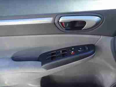 36 MPG + NAVIGATION + CLEAN CARFAX + LOW MILES  auto trans, MP3 jack 08 1.8L, image 12