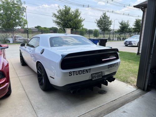 2015 dodge challenger srt 392