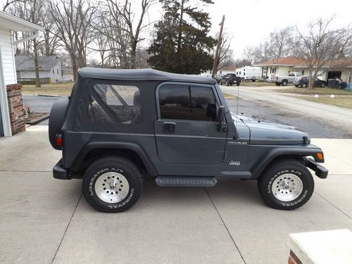 2001 jeep wrangler se sport utility 2-door 2.5l