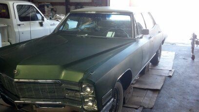 1968 cadillac fleetwood brougham sedan 4-door 7.7l