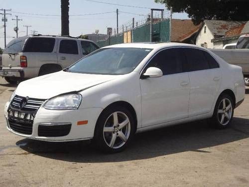 2009 volkswagen jetta tdi sedan damaged salvage runs! diesel powered wont last!!