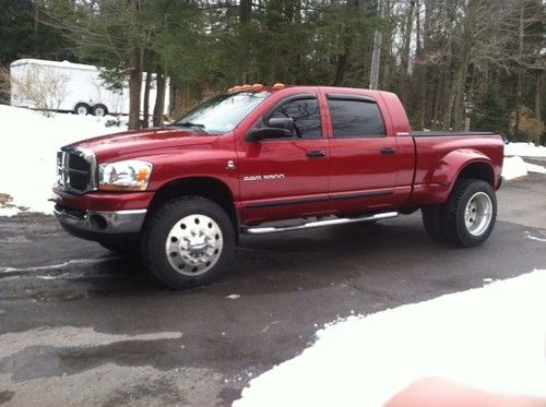 2006 dodge ram 3500 mega cab dually