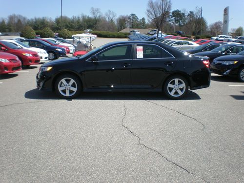 Camry se,just pick a color, great price,hurry!!!!!!