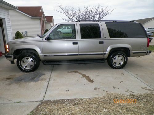 1999 gmc suburban