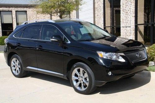 Navigation,premium pkg,back up camera,heated seats,black/gray leather,1-owner!