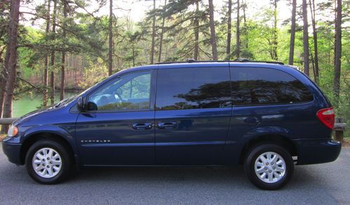 No reserve! caravan minivan southern no rust! passenger clean! just serviced!