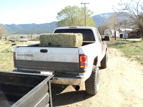 Dodge ram 2500 6speed cummins