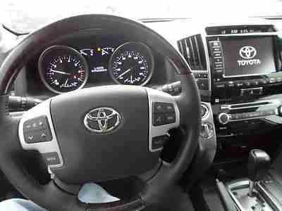 2013 Toyota Land Cruiser $9000 off MSRP last one, US $70,325.00, image 13